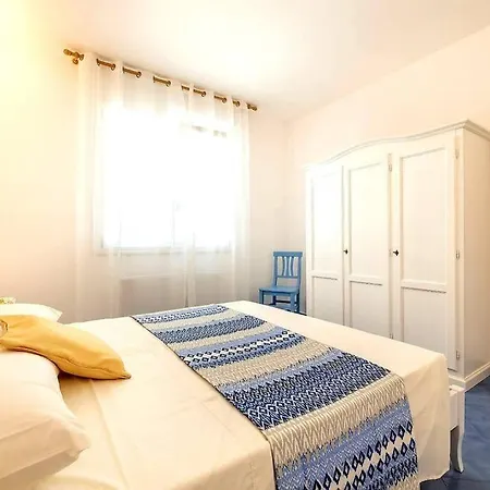 Hébergement de vacances Belvedere A *